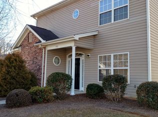 5328 Villas Ct, Winston Salem, NC 27103