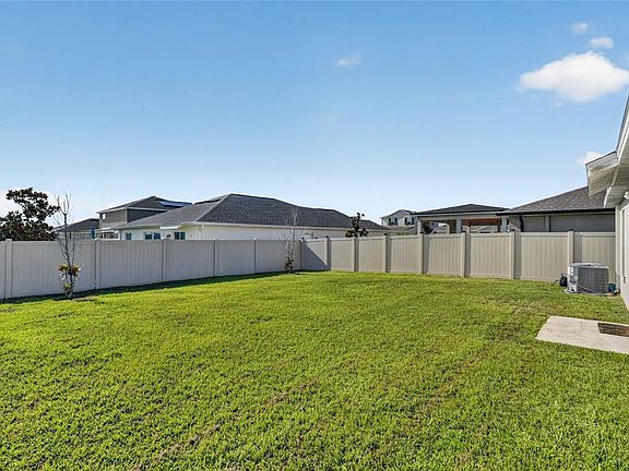 4th image of 5151 FOUR STRAND COURT