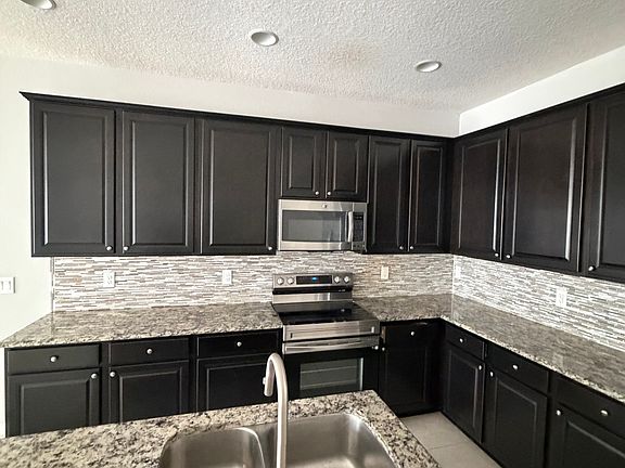 5th image of 7617 Ripplepointe Way