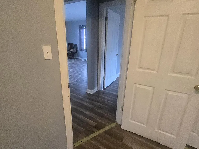 3004 Wyandotte Ave — Photo 6