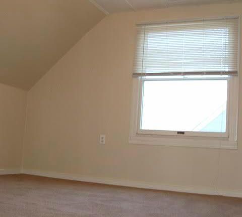 2nd image of 5707 Crawford Dr