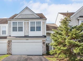 1145 Delta Ct, Elgin, IL 60123