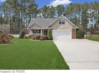 213 Stone Cross Dr, Spring Lake, NC 28390