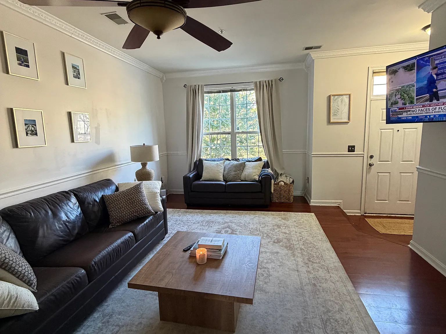 3 bed, 2.5 bath, 1524 sqft, $2,700 — Photo 3