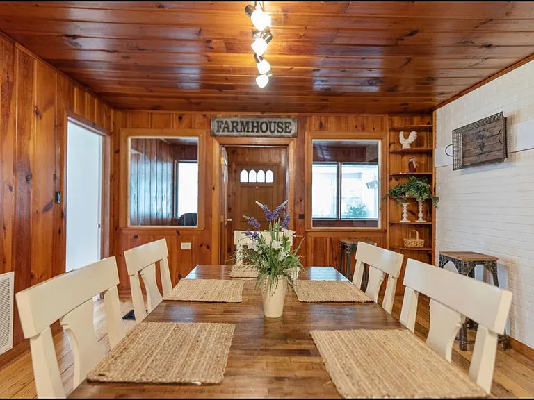 8521 Old Stage Rd — Photo 24