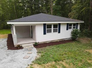 902 Old Lystra Rd, Chapel Hill, NC 27517