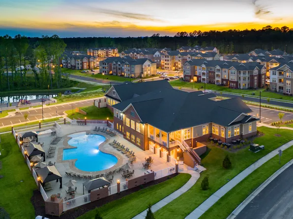 Villages at Raleigh Beach