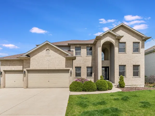 201 Amherst Cir, Oswego, IL 60543