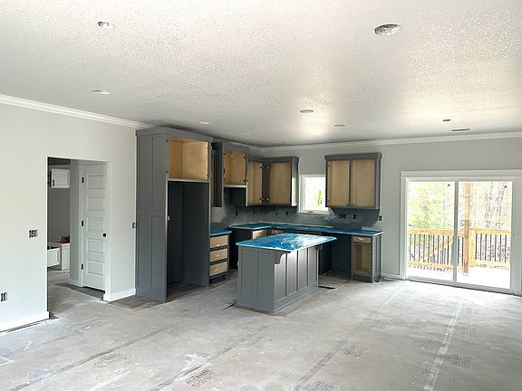 4th image of 3 Croxton Ln