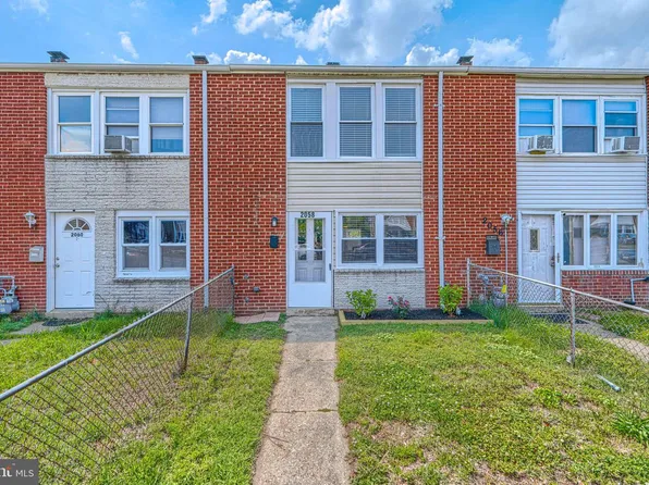 2058 Larkhall Rd, Dundalk, MD 21222