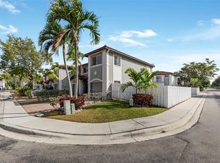 2897 SW 129th Way, Hollywood, FL 33027