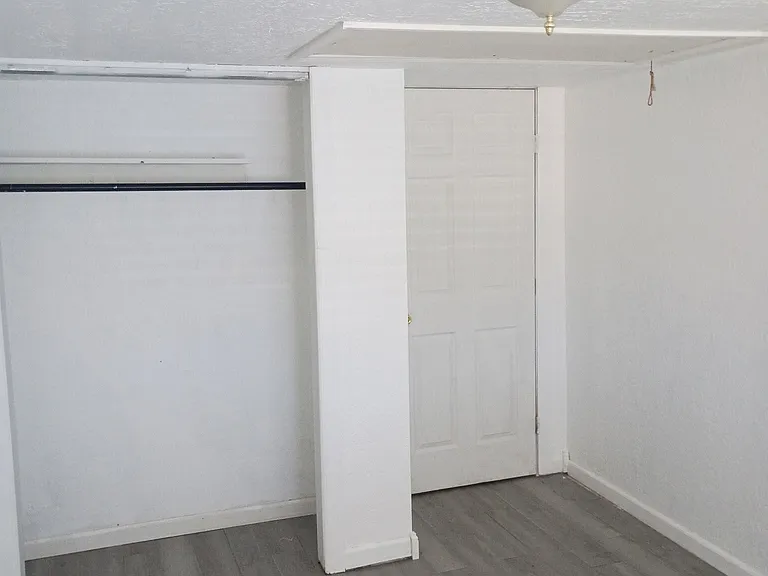 1514 NW Smith Ave — Photo 3