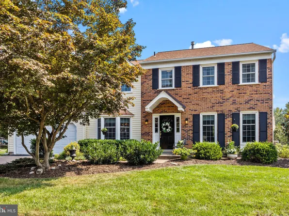 530 Atkinson Ln, Langhorne, PA 19047