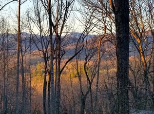 177 Lakeview Cir, Franklin, NC 28734