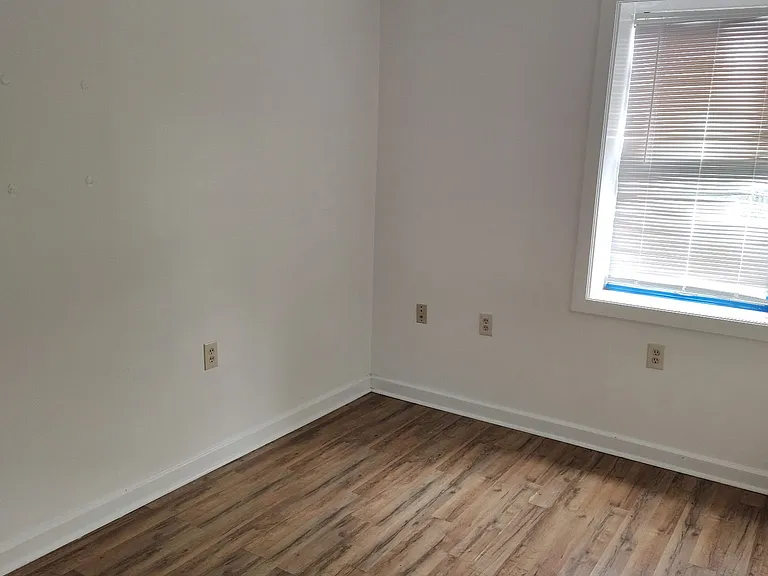 842 Cherokee St — Photo 6
