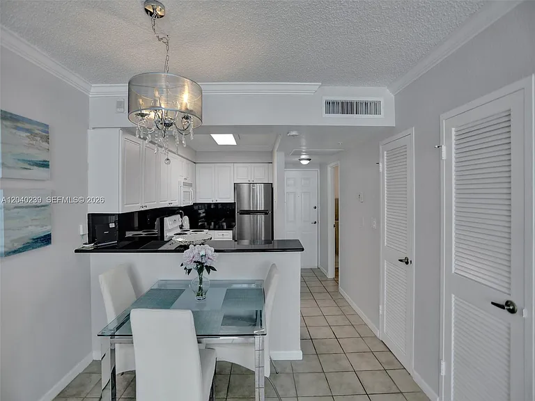 2501 S Ocean Dr #605 — Photo 9