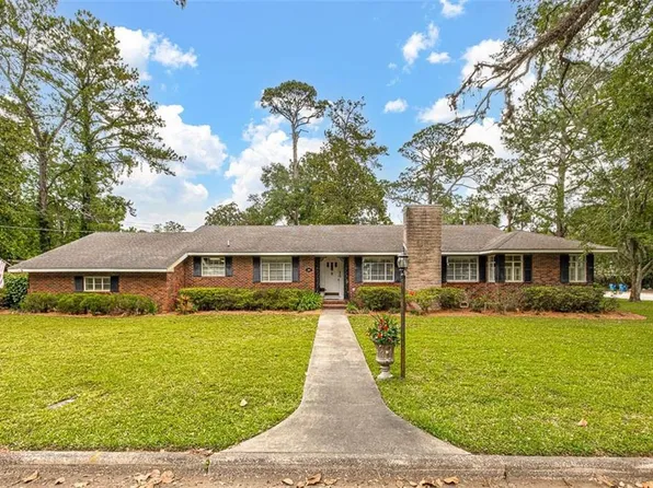 302 Reynolds St, Brunswick, GA 31520
