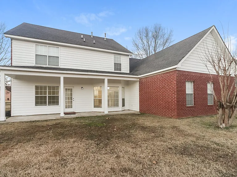 5606 Southbend Ln — Photo 17