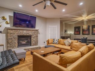 313 Maggie Mack Ln, Sevierville, TN 37862