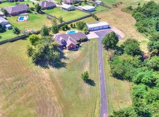 4204 E Silver City Rdg, Tuttle, OK 73089