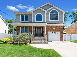 2158 Waltoffer Ave, Bellmore, NY 11710