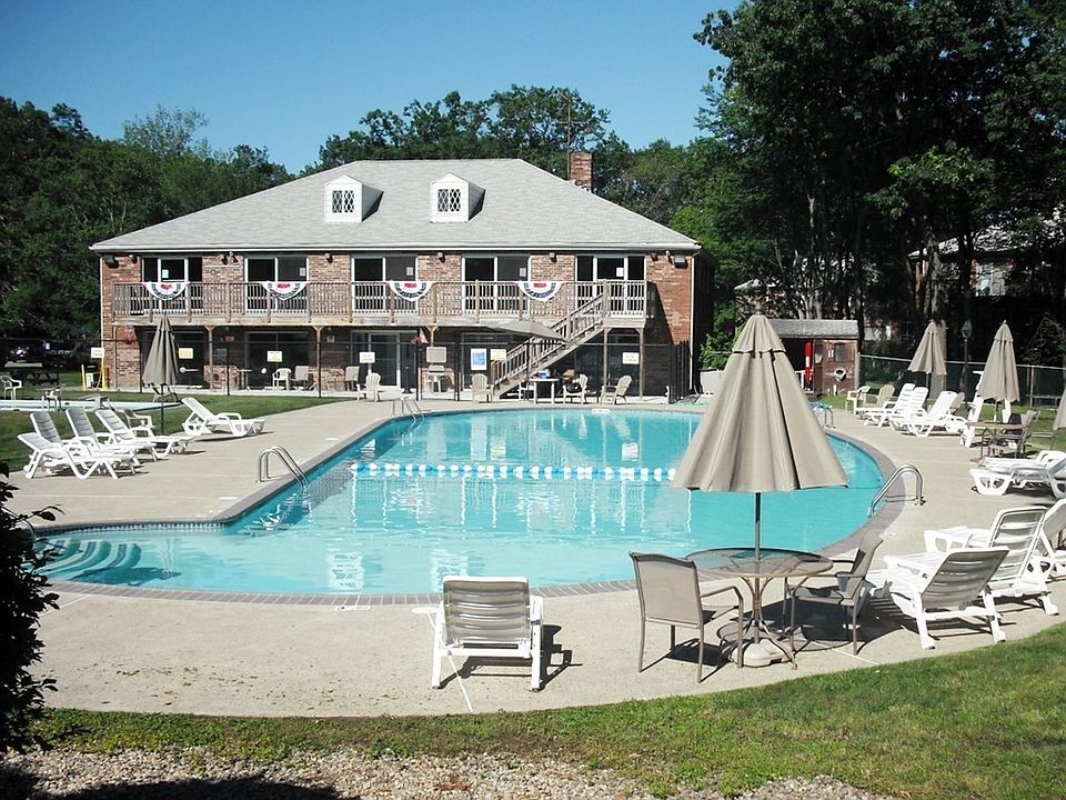 1st image of 38 Edgelawn Ave APT 9