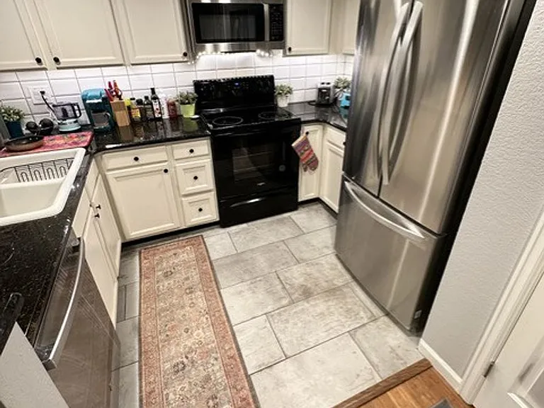 4871 White Rock Cir #G — Photo 8