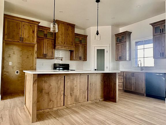 5th image of 226 County Road 304 #F