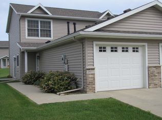 2977 Monroe Dr NW, Rochester, MN 55901