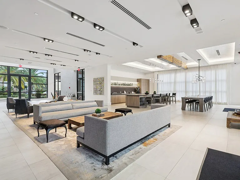 Clubhouse/Office