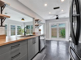 5161 SW 7th Ct, Margate, FL 33068