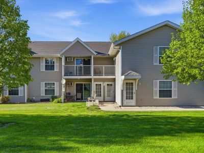 354 Minz Park CIRCLE #4, West Bend, WI, 53095