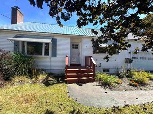 9 Pierce Rd, North Springfield, VT 05150