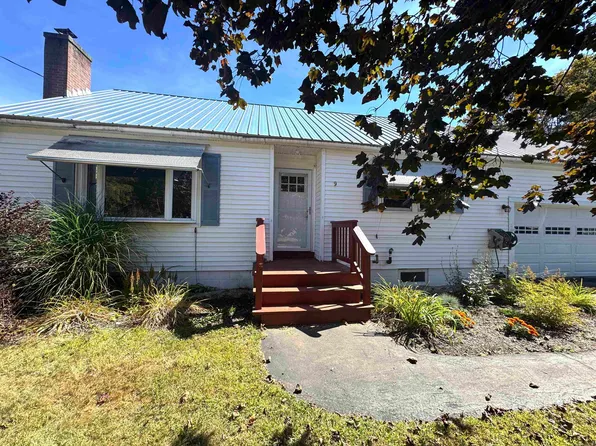 9 Pierce Road, Springfield, VT 05150