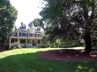 128 Chestnut St, Newton, MA 02465