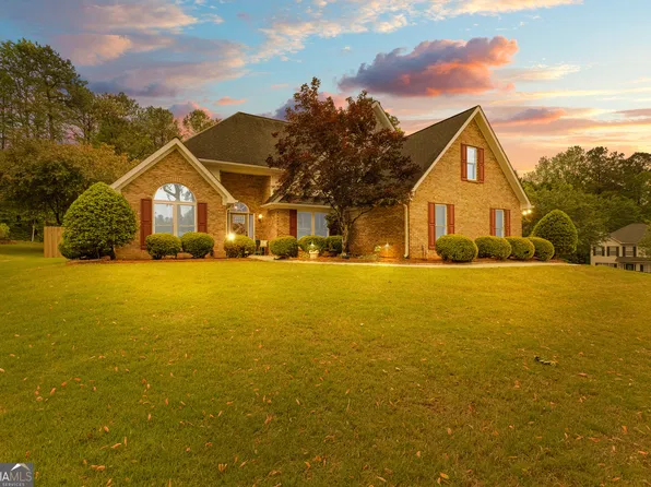 140 Masters Dr, Newnan, GA 30265