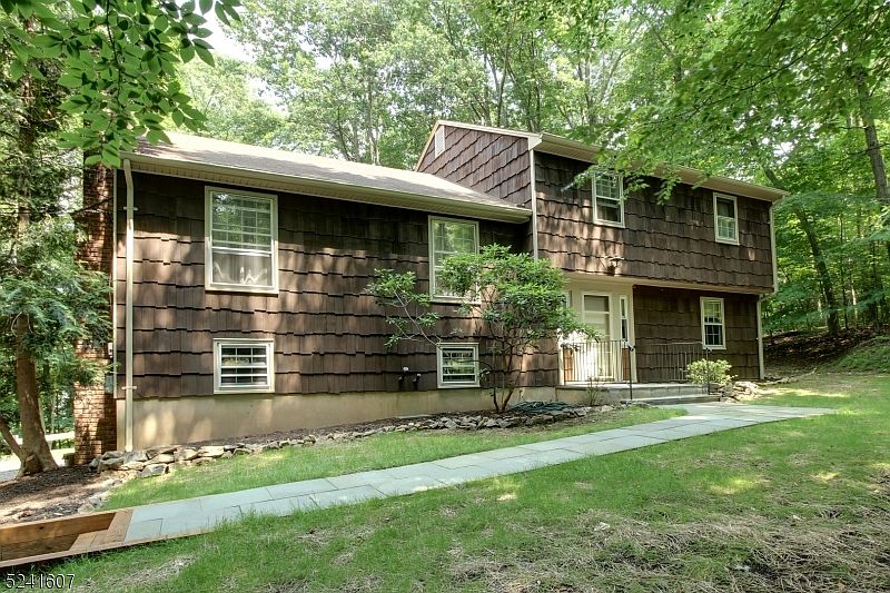 11 Olcott Lane, Bernardsville, NJ 07924 MLS 3864880 Zillow