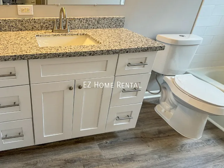 2101 6th Ave N #8 — Photo 12