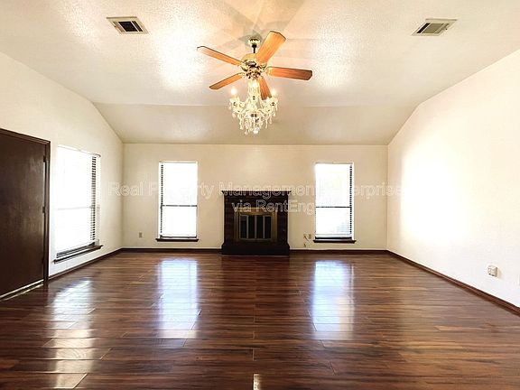 3rd image of 5804 Republic Dr