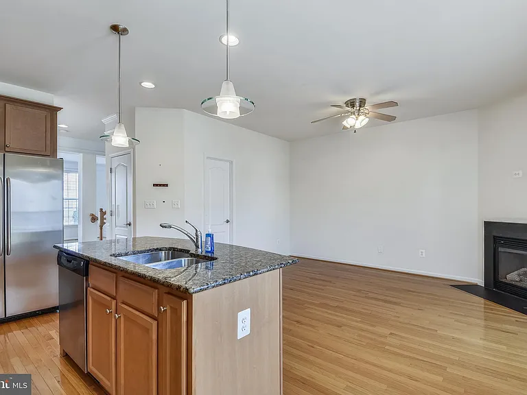 25082 Cypress Mill Ter — Photo 3