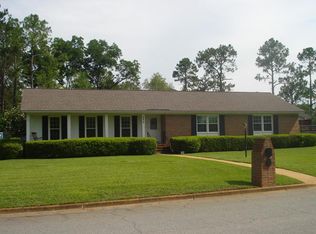 703 Forest Glen Dr, Albany, GA 31707