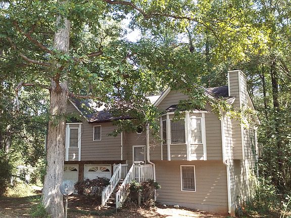 3rd image of 781 Greenview Ave SE
