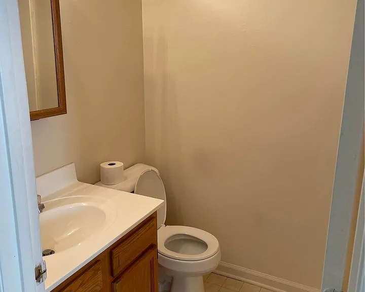 201 Aqueduct Dr — Photo 4