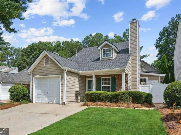 2380 Lexington Ln, Cumming, GA 30040