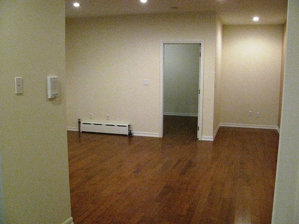 1st image of 4506 39th Pl APT 1B