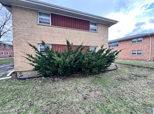 915 Elder Rd APT 2N, Homewood, IL 60430