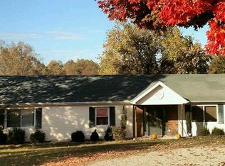 239 State Route 142, Bakersfield, MO 65609