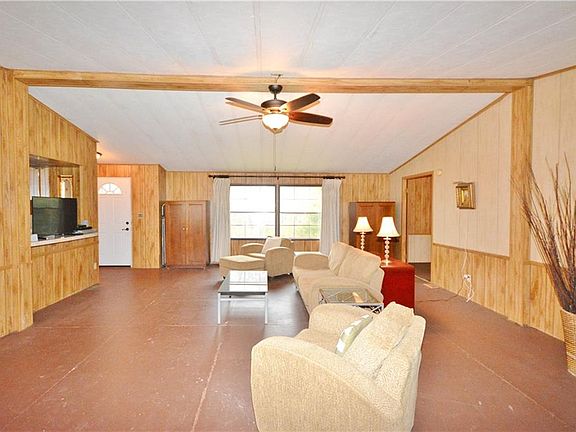 4th image of 170 Batchler Cir