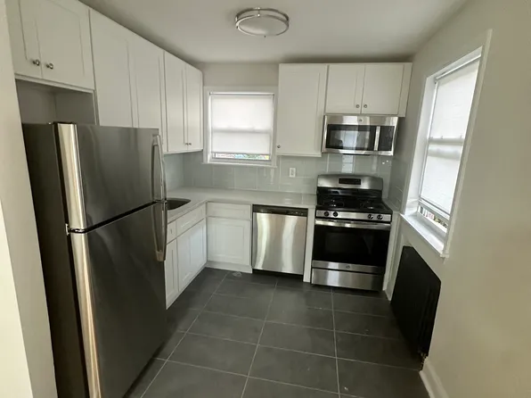 6791 223rd Pl #2, Oakland Gardens, NY 11364