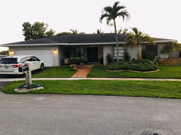 421 Sailboat Cir, Weston, FL 33326